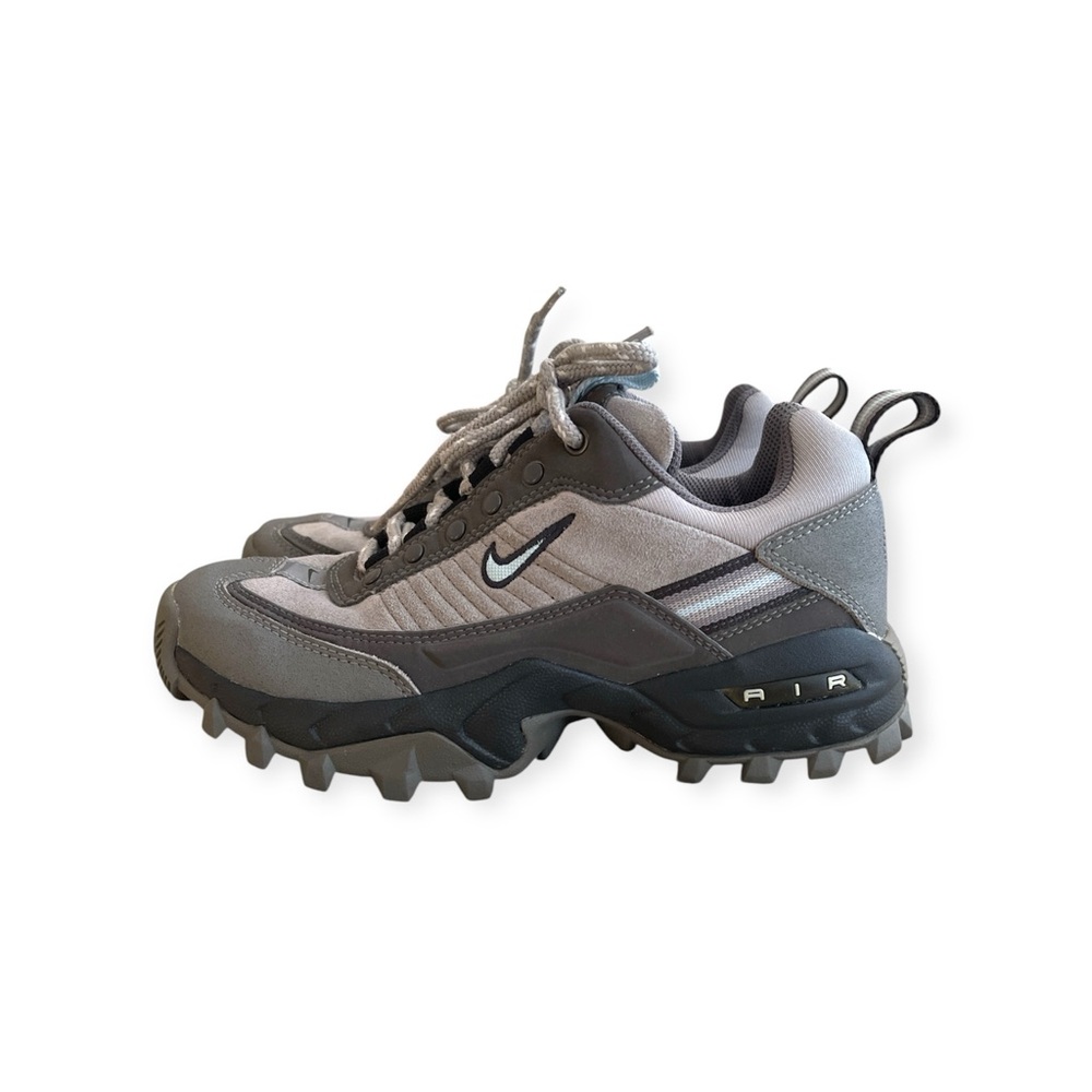 Nike Rare Vintage ACG Air Trigo II Women’s Hiking Shoe